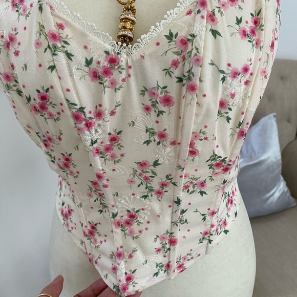 Floral Corset Top - Picture 5 of 13